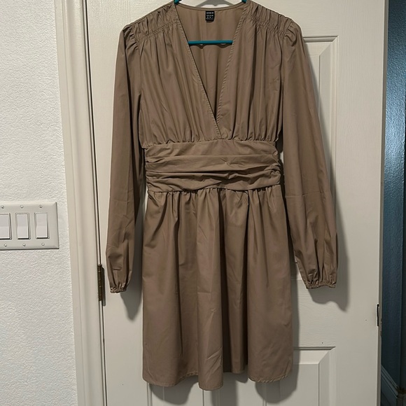 SHEIN Frenchy Solid Ruched Shirred Back Dress - Picture 6 of 9